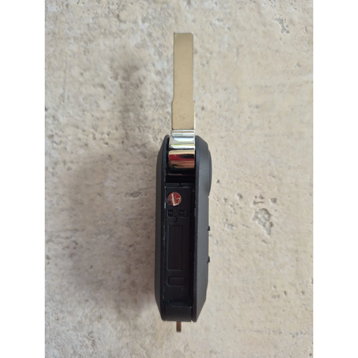 Télécommande Iveco 3 boutons Marelli ID46 PCF7946 433 MHz - vue de côté